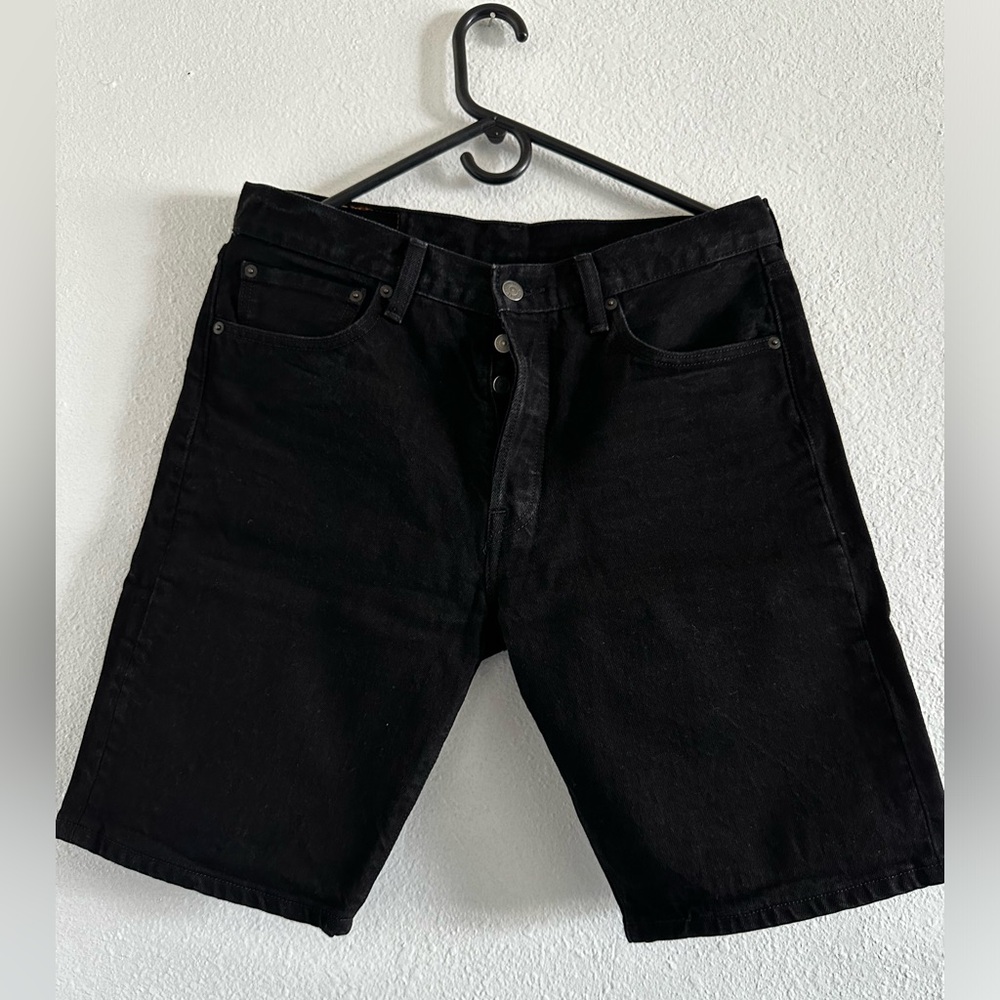 Levis 501 black shorts